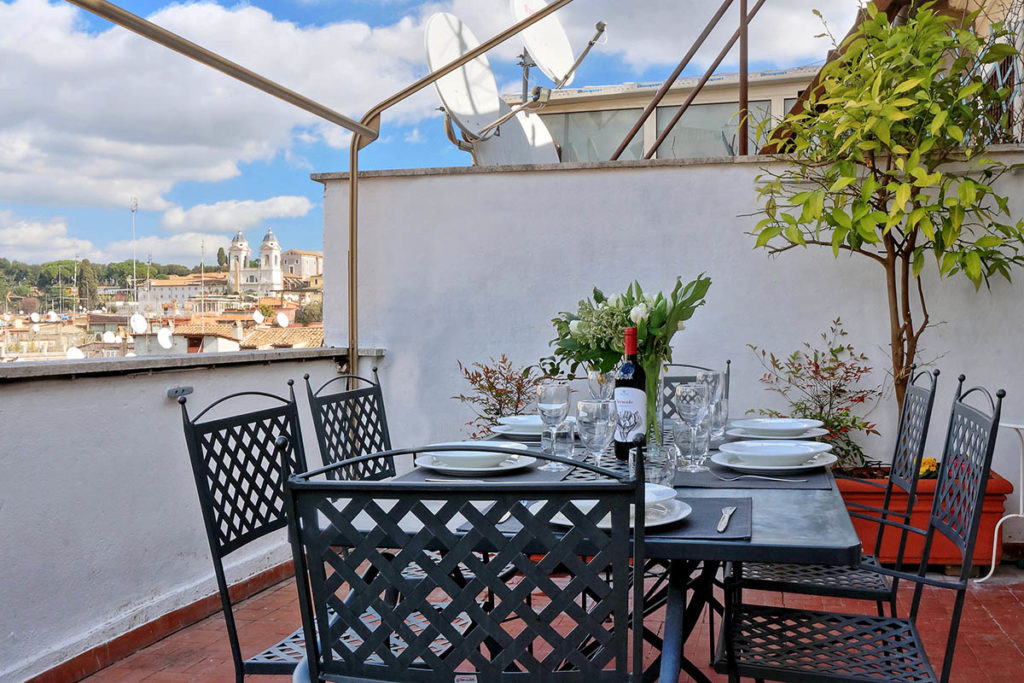 Dine at home with your own private view of the Spanish Steps from your terrace - Piazza di Spagna I by ROMAC