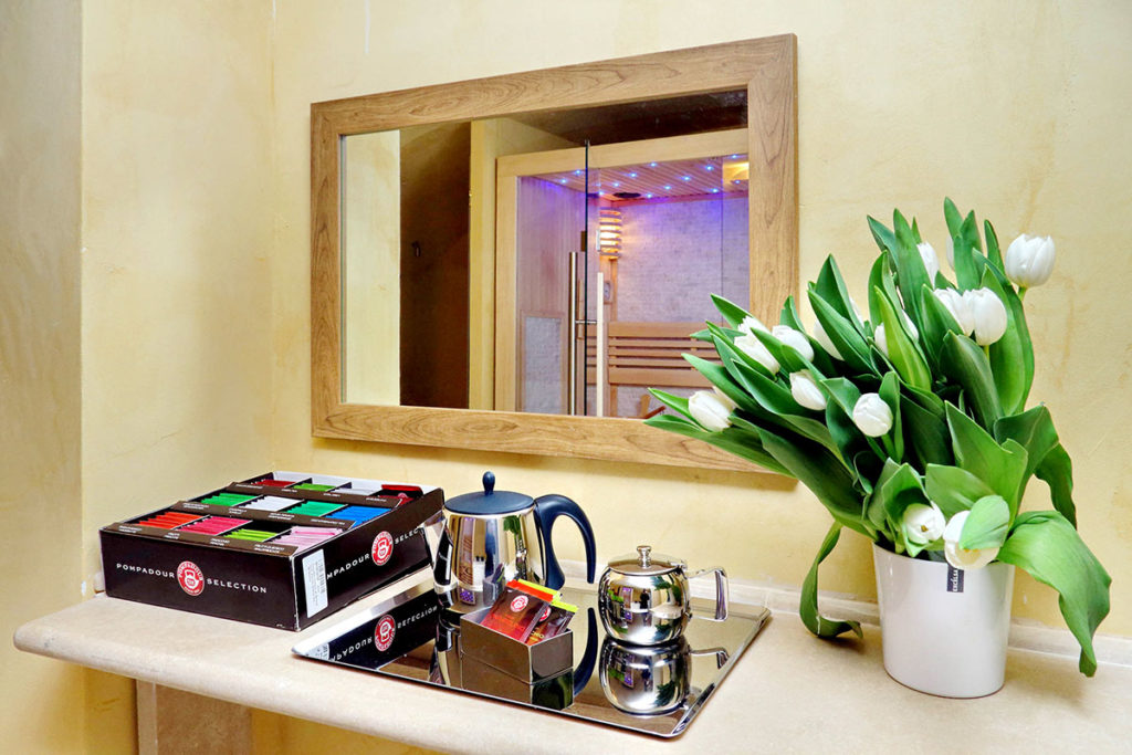 private spa vacation rental apartment Rome