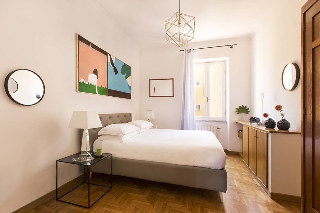 AP59 Condotti queen bedroom