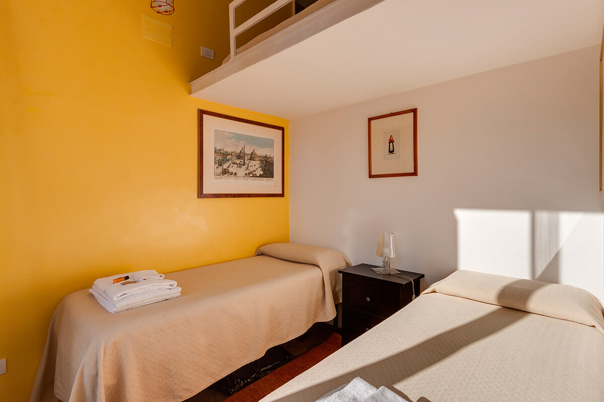 AP34 Monti Vacation Rental by ROMAC