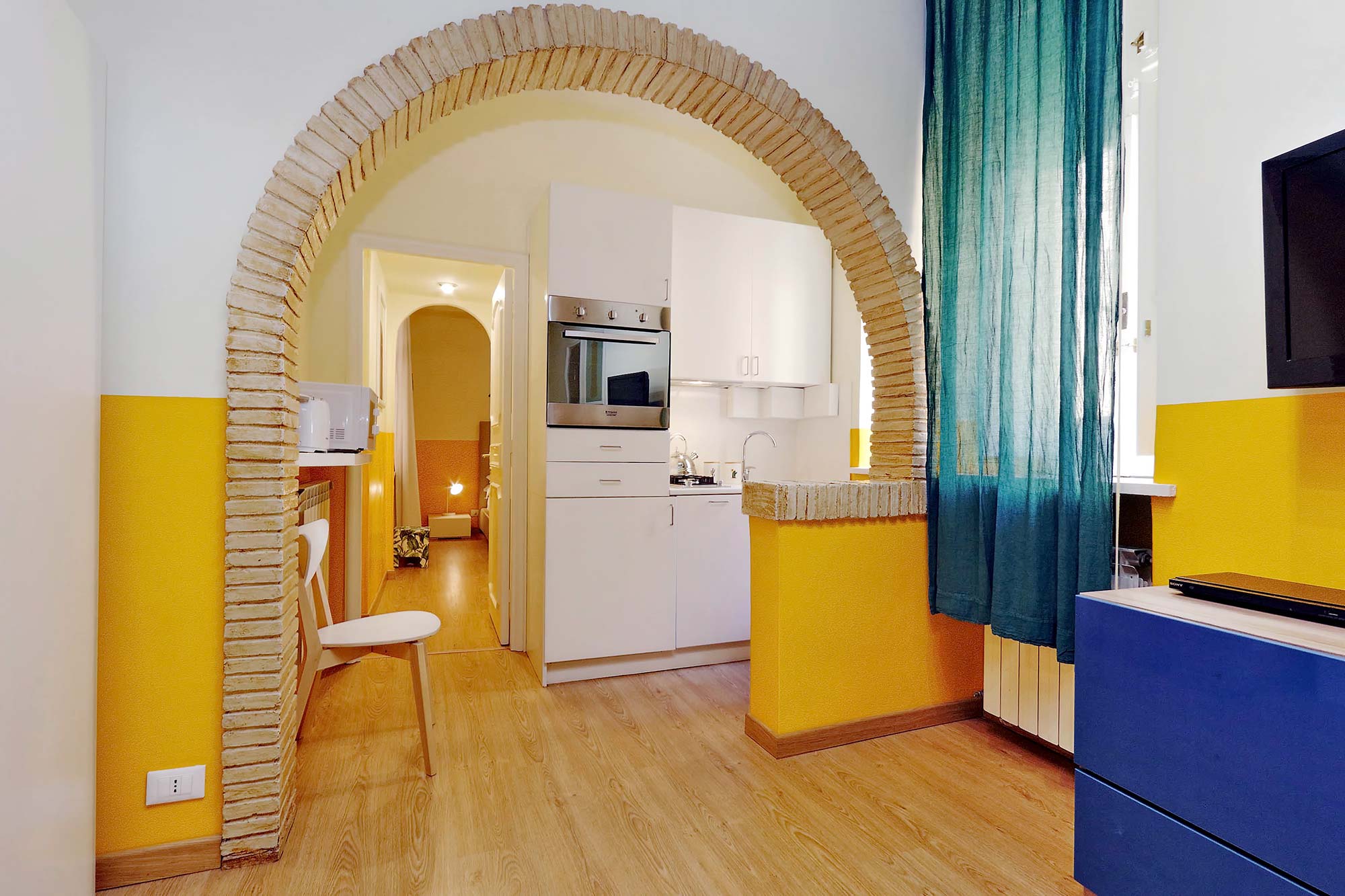 After: AP54 Via Giulia II Kitchen